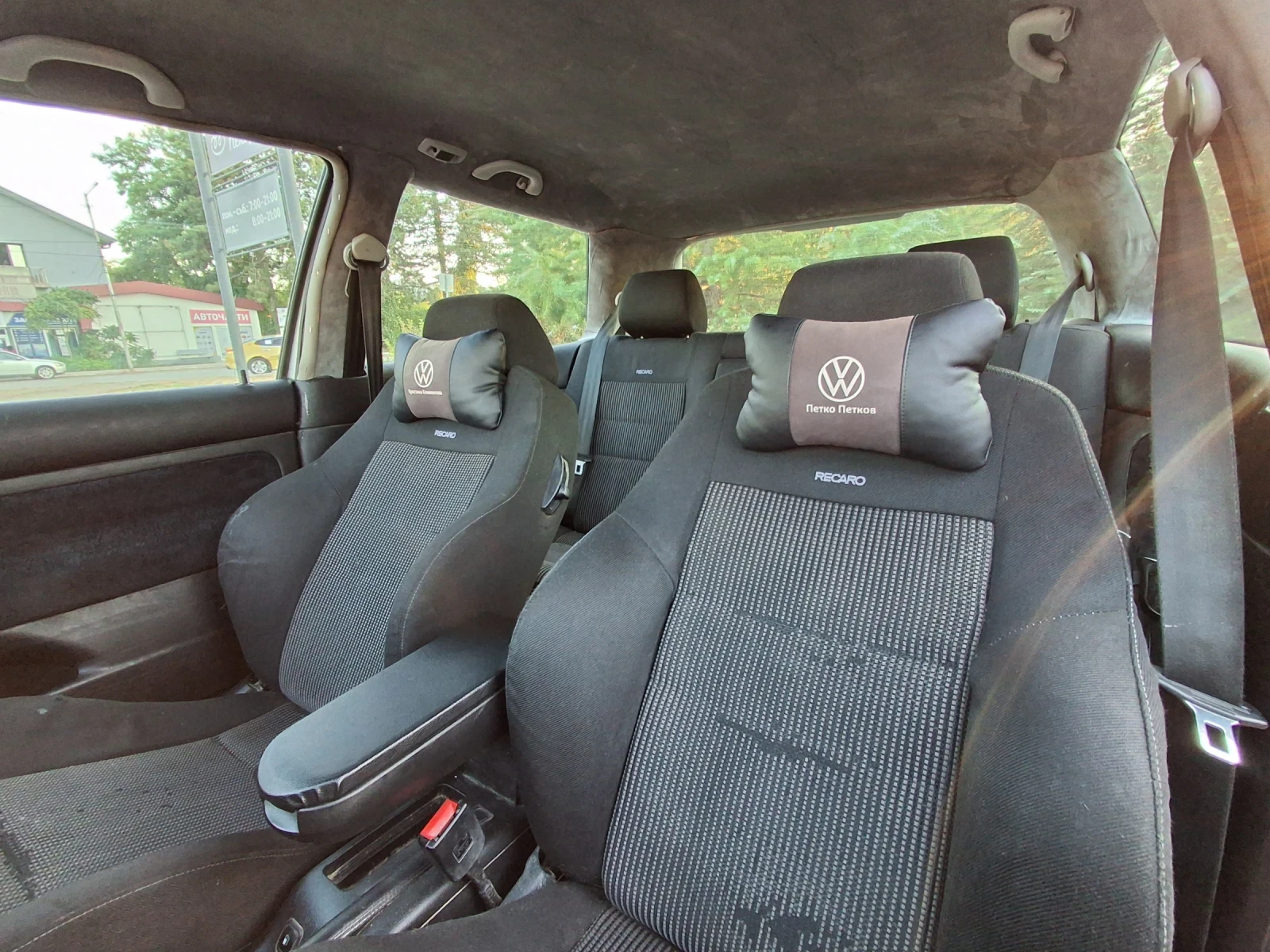 VW Golf 18Т, снимка 14 - Автомобили и джипове - 55943648