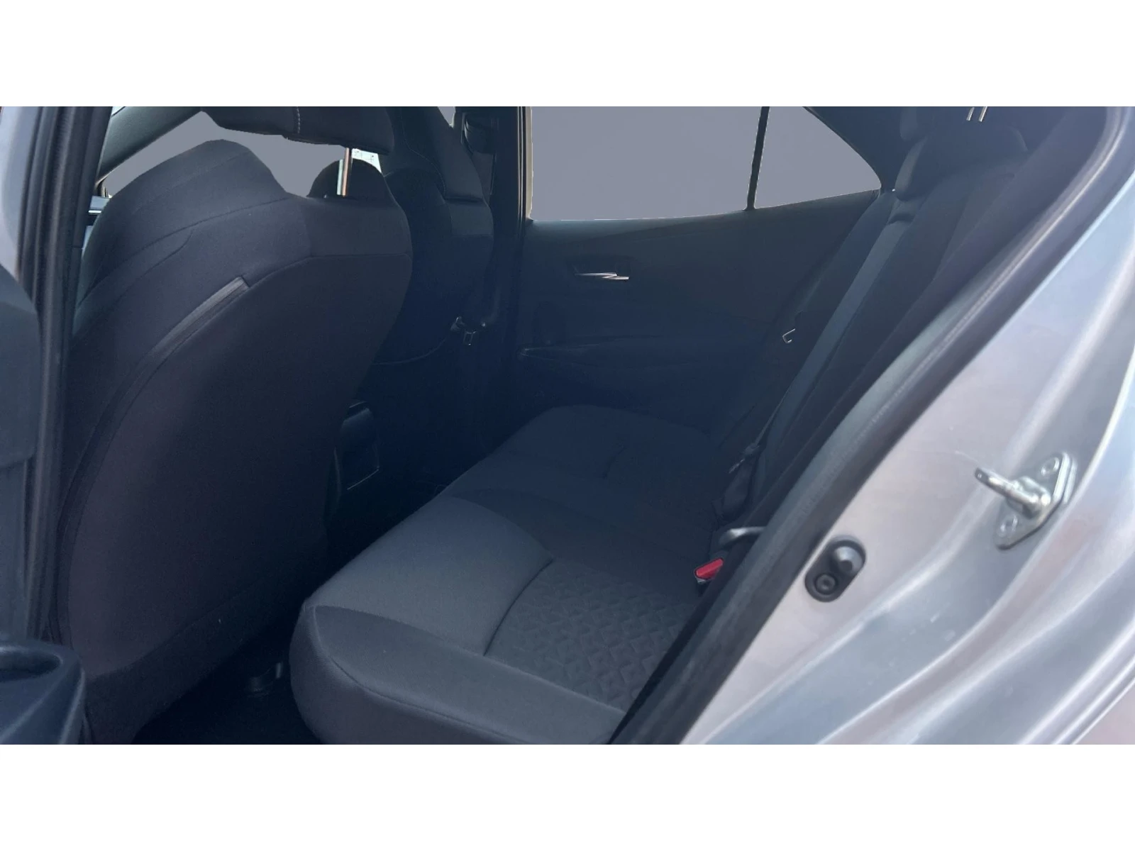 Toyota Corolla 1. 8 HSD Comfort+ , Месечна вноска от 199  , снимка 10 - Автомобили и джипове - 56133654