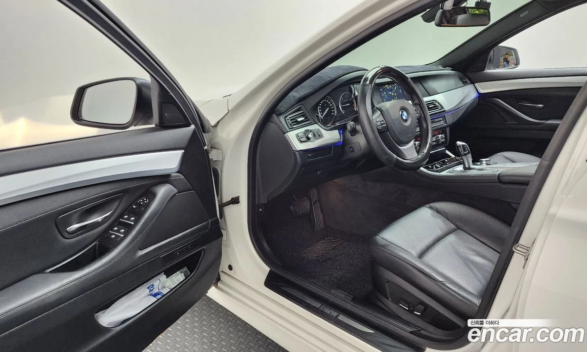 BMW 520 520d, снимка 10 - Автомобили и джипове - 56156700