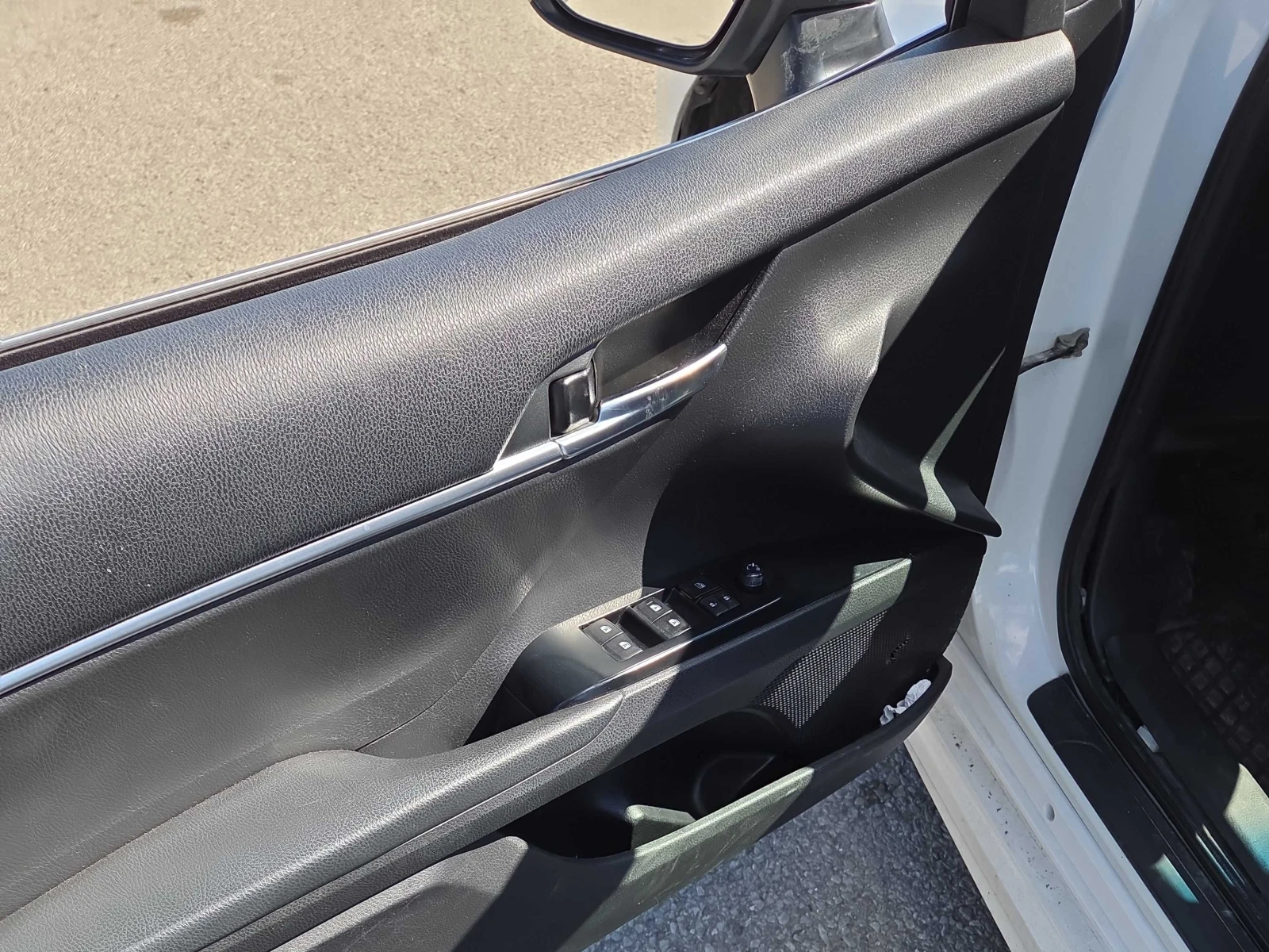 Toyota Camry SE / ���������� | Mobile.bg � ����������� 13