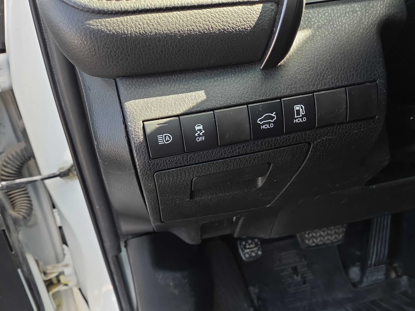 Toyota Camry SE / ���������� | Mobile.bg � ����������� 12