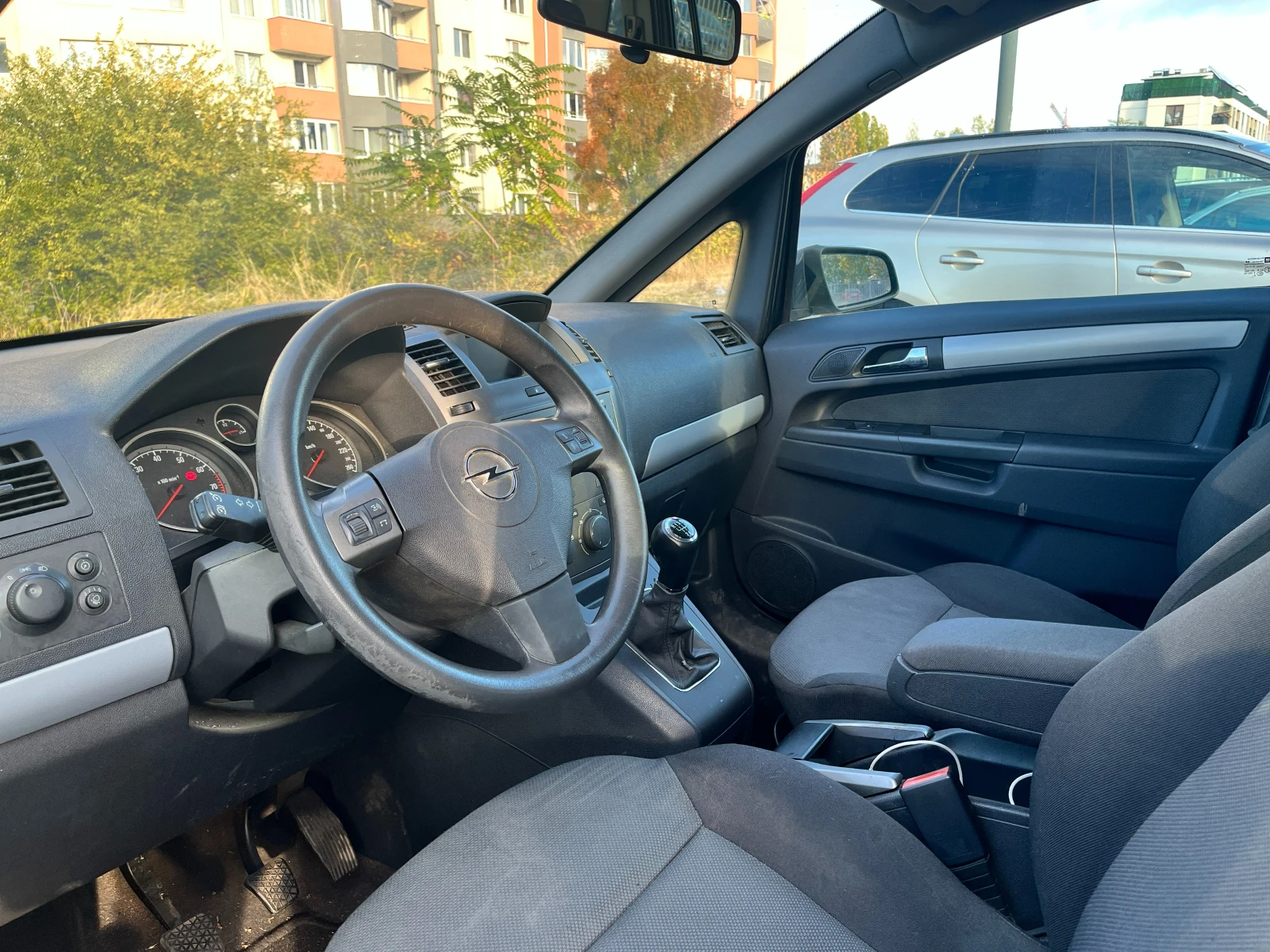 Opel Zafira 1.6CNG, снимка 9 - Автомобили и джипове - 56572278