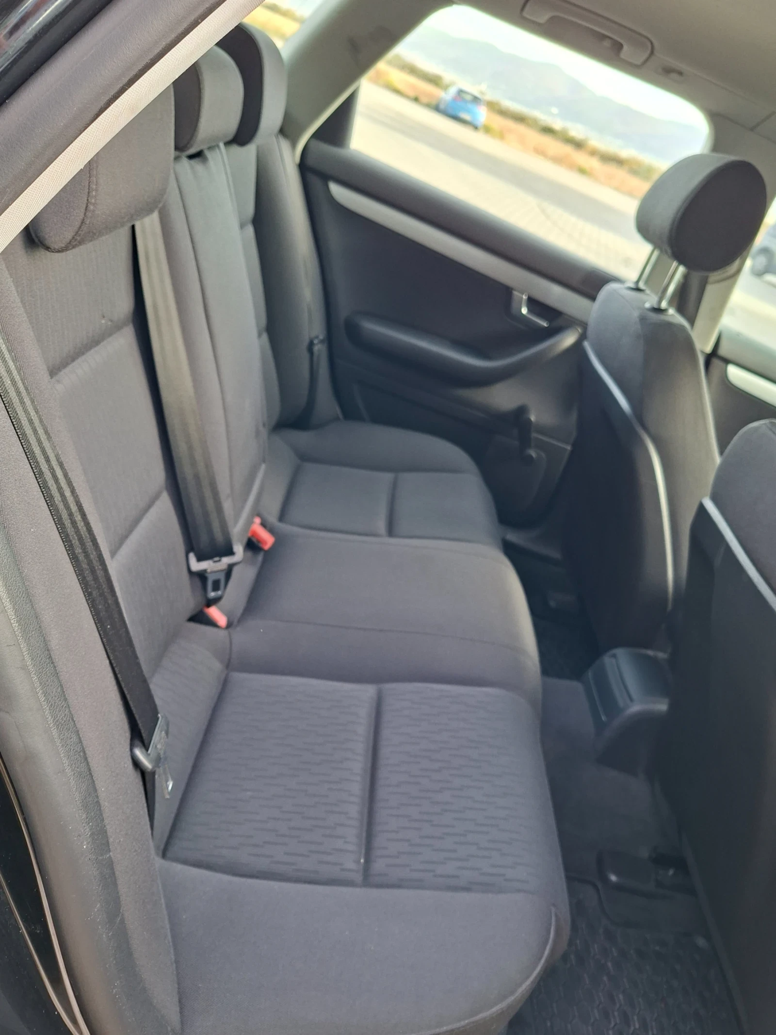 Audi A4 1.9TDI* (116��)* K����������* HOB BHOC*  | Mobile.bg � ����������� 15