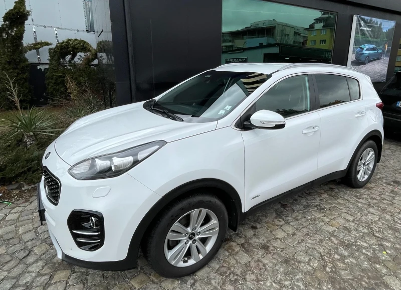 Kia Sportage, снимка 4 - Автомобили и джипове - 46995494