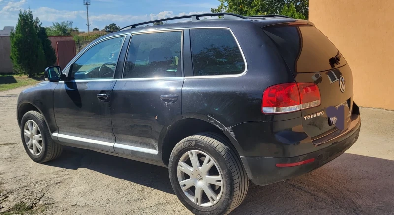 VW Touareg 2.5tdi, снимка 6 - Автомобили и джипове - 47355590