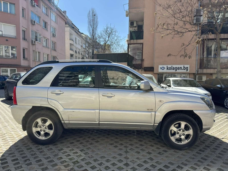 Kia Sportage 4x4 LPG Обслужена, снимка 6 - Автомобили и джипове - 49588620