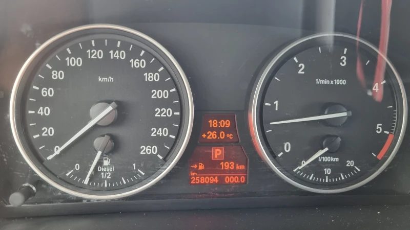 BMW X5 Face 3.0d 245 xDrive  Sport сменени вериги, снимка 12 - Автомобили и джипове - 51418863