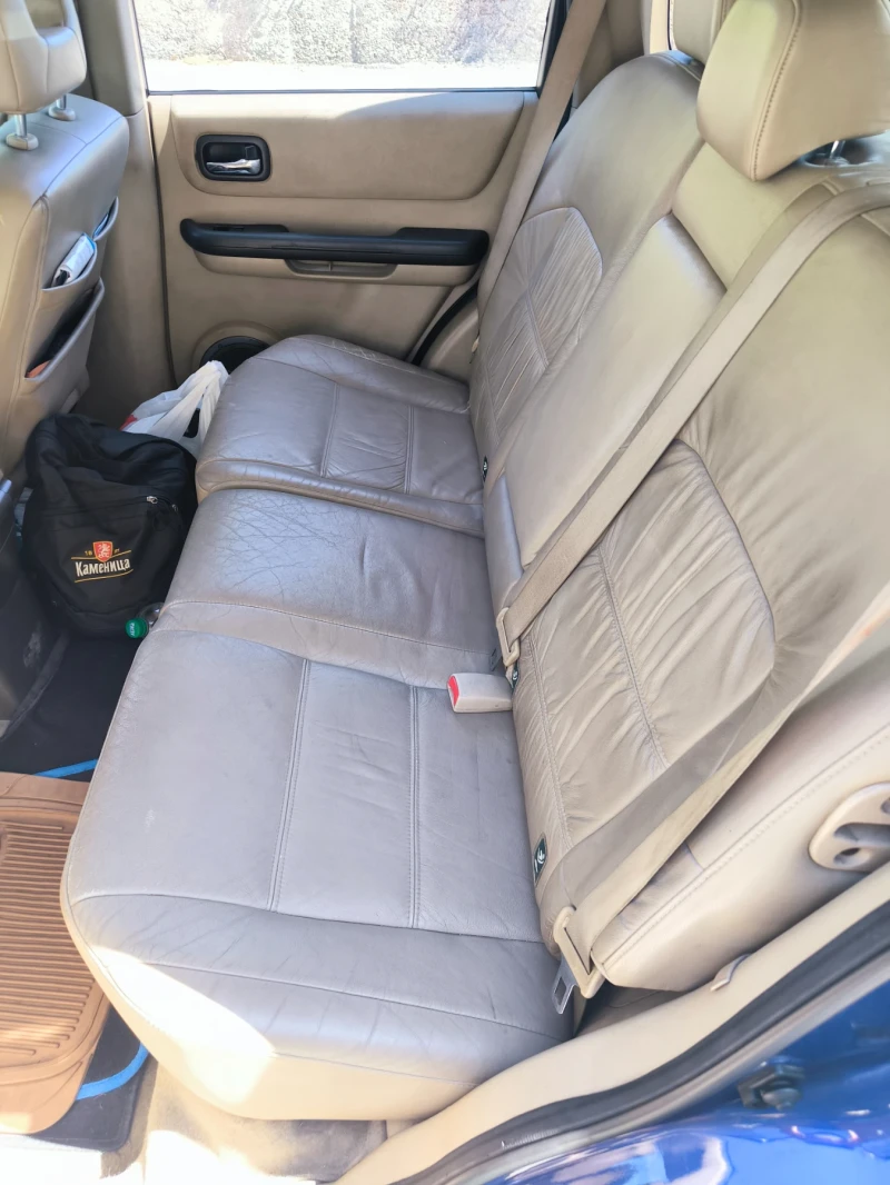 Nissan X-trail Джип, снимка 7 - Автомобили и джипове - 52557531