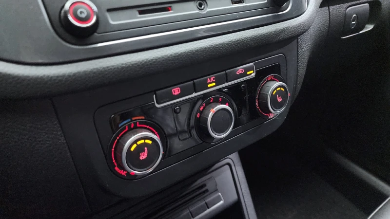 VW Tiguan 2.0TDI COMFORT autogeorge.com, снимка 16 - Автомобили и джипове - 51937210