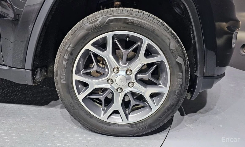 Jeep Grand cherokee, снимка 5 - Автомобили и джипове - 53438006