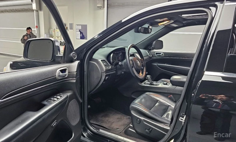 Jeep Grand cherokee, снимка 10 - Автомобили и джипове - 53438006