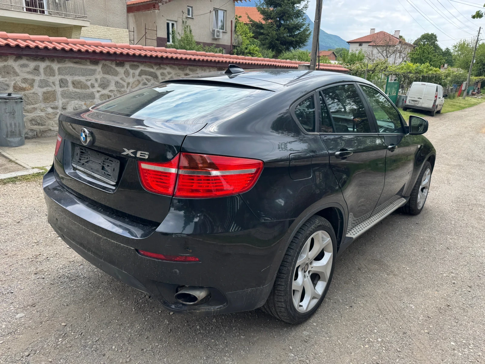 BMW X6  - изображение 3