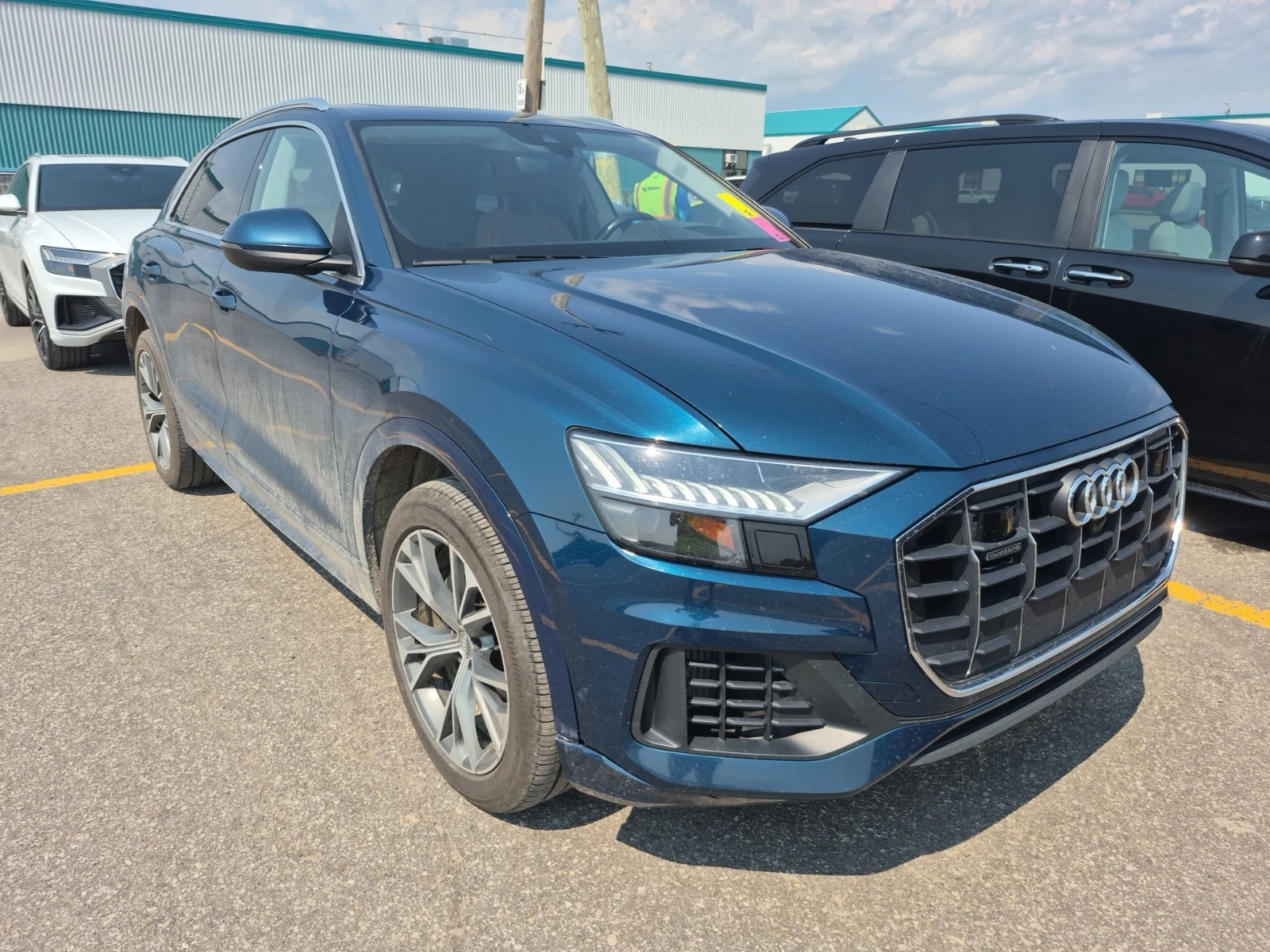 Audi Q8 * TECHNIK * CARFAX * АВТОКРЕДИТ - изображение 2