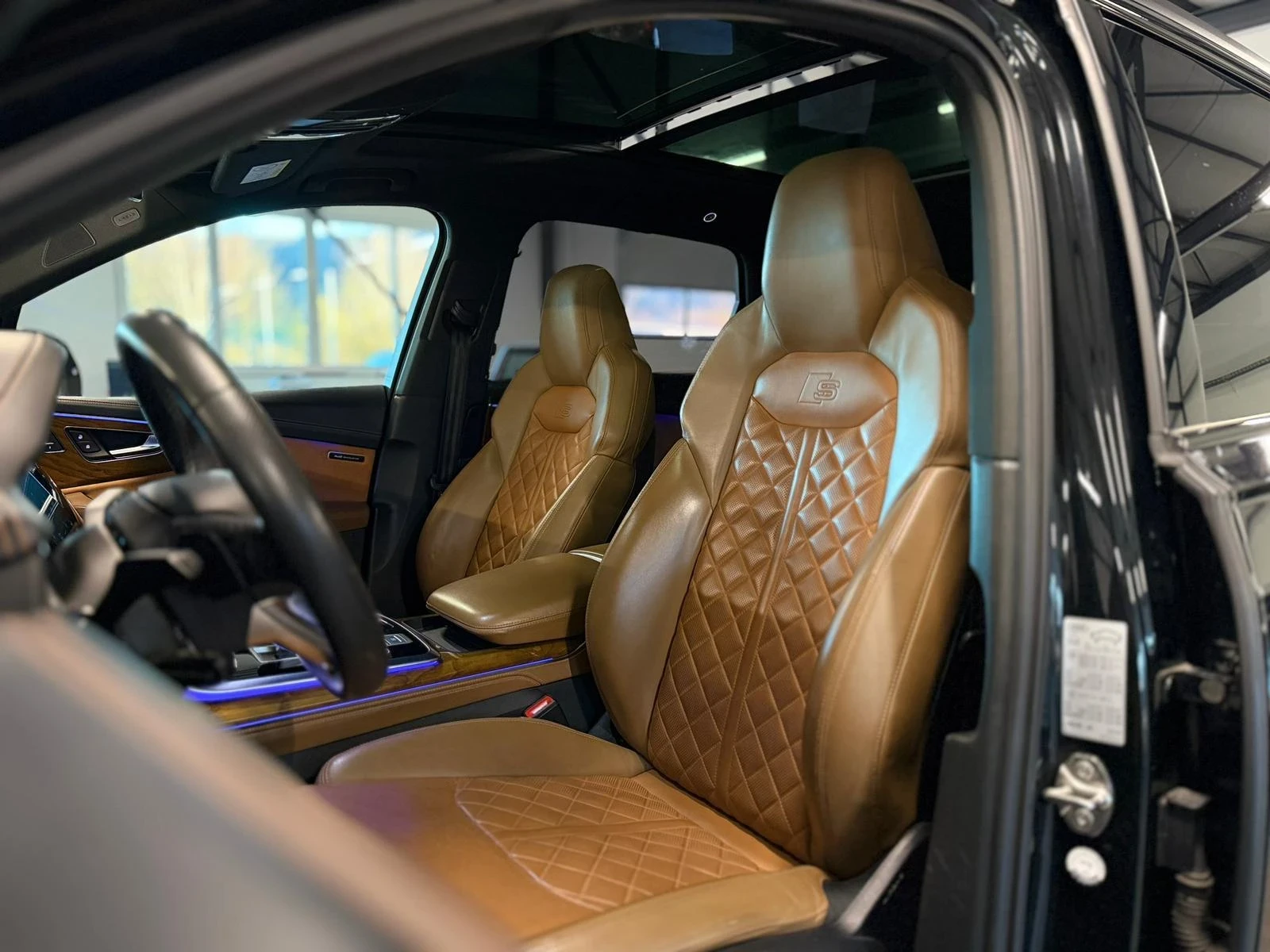 Audi SQ7 507ks/MATRIX/B&Q/360* /PANO/AUDI EXCLUSIV  - изображение 8