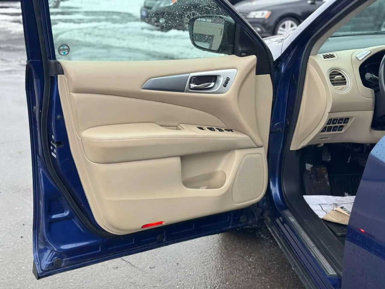 Nissan Pathfinder * 4WD 4dr * PANO* KEYLESS* ПОДГРЕВ* , снимка 13 - Автомобили и джипове - 53832956