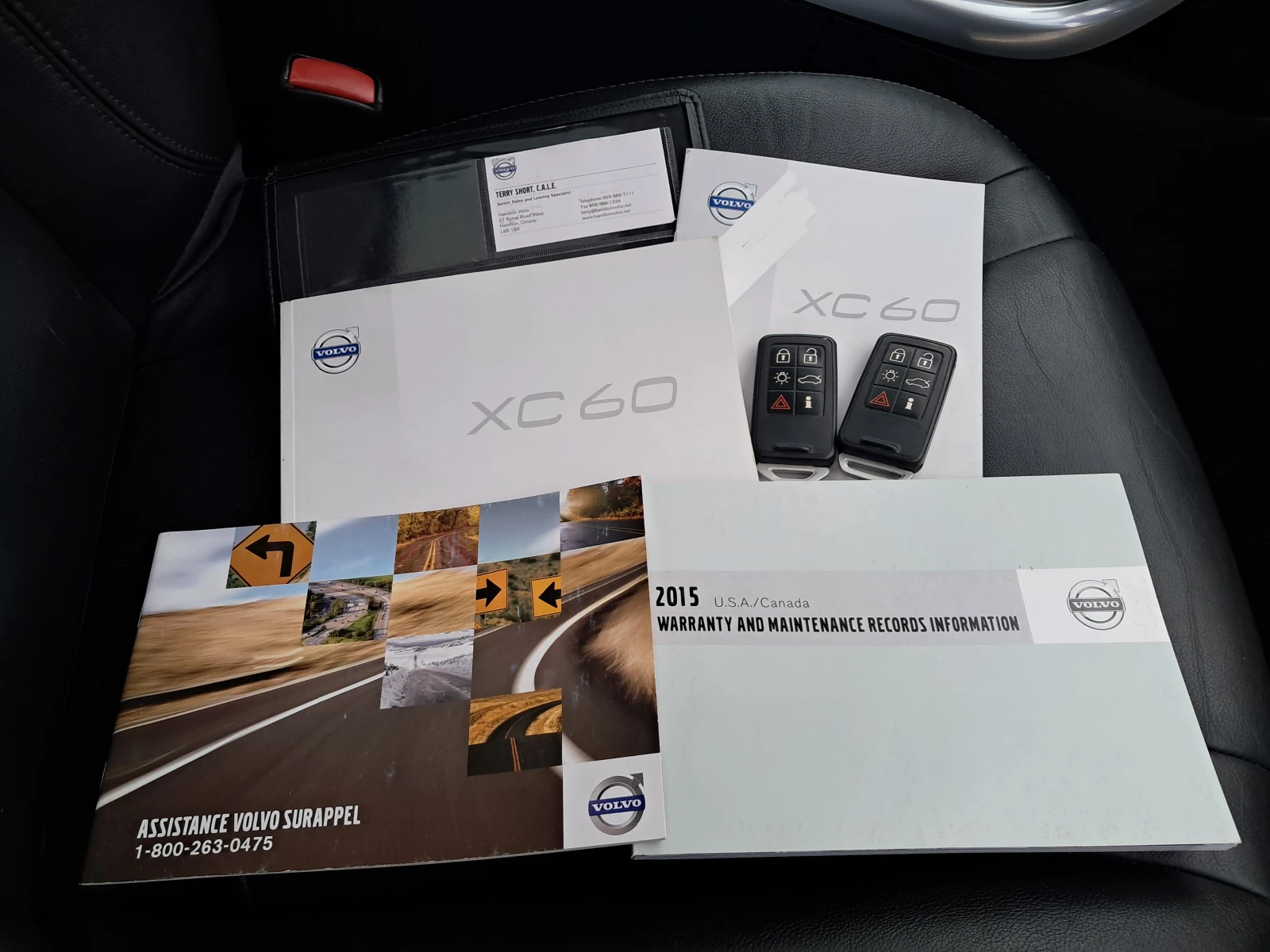 Volvo XC60 3.0 AWD T6 PREMIER+ , снимка 16 - Автомобили и джипове - 53869838