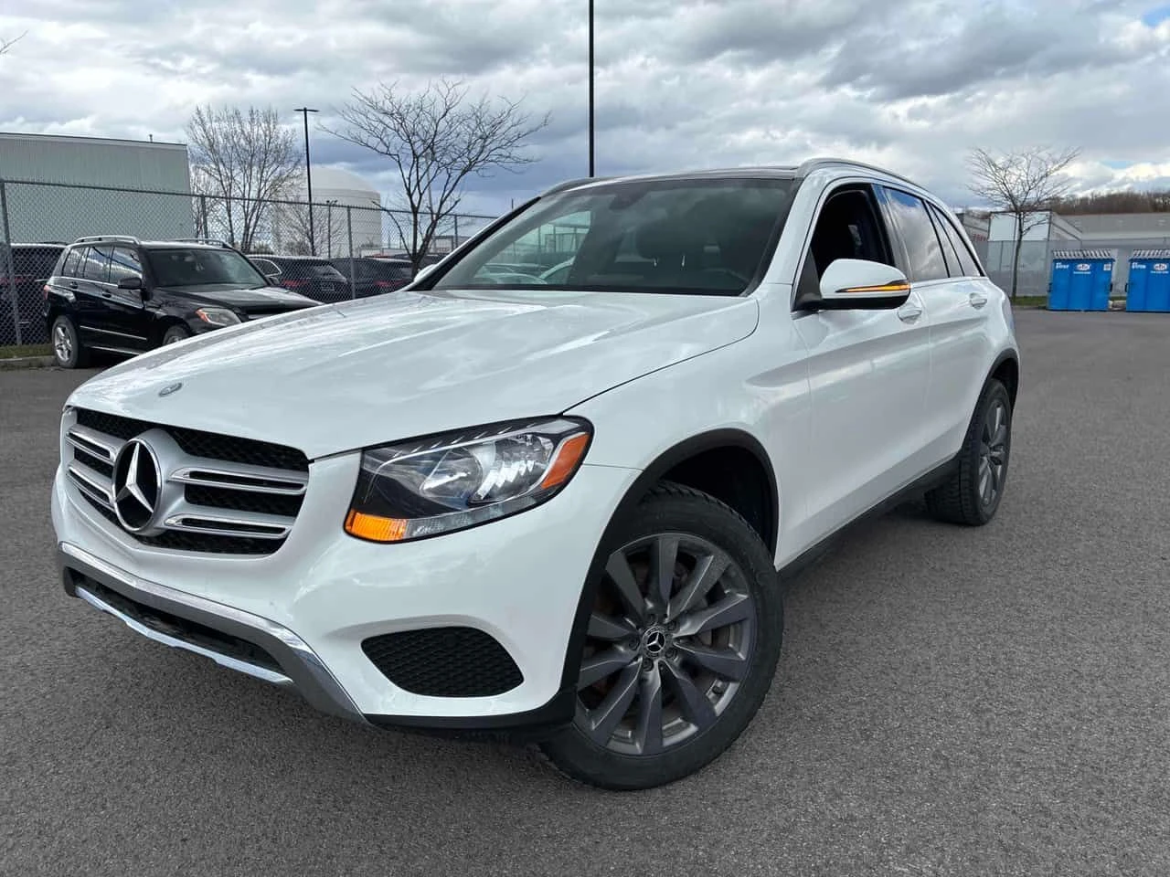 Mercedes-Benz GLC 300 4MATIC/ПАНОРАМА/ПРЕДСТАВИТЕЛСТВО НА MERCEDES