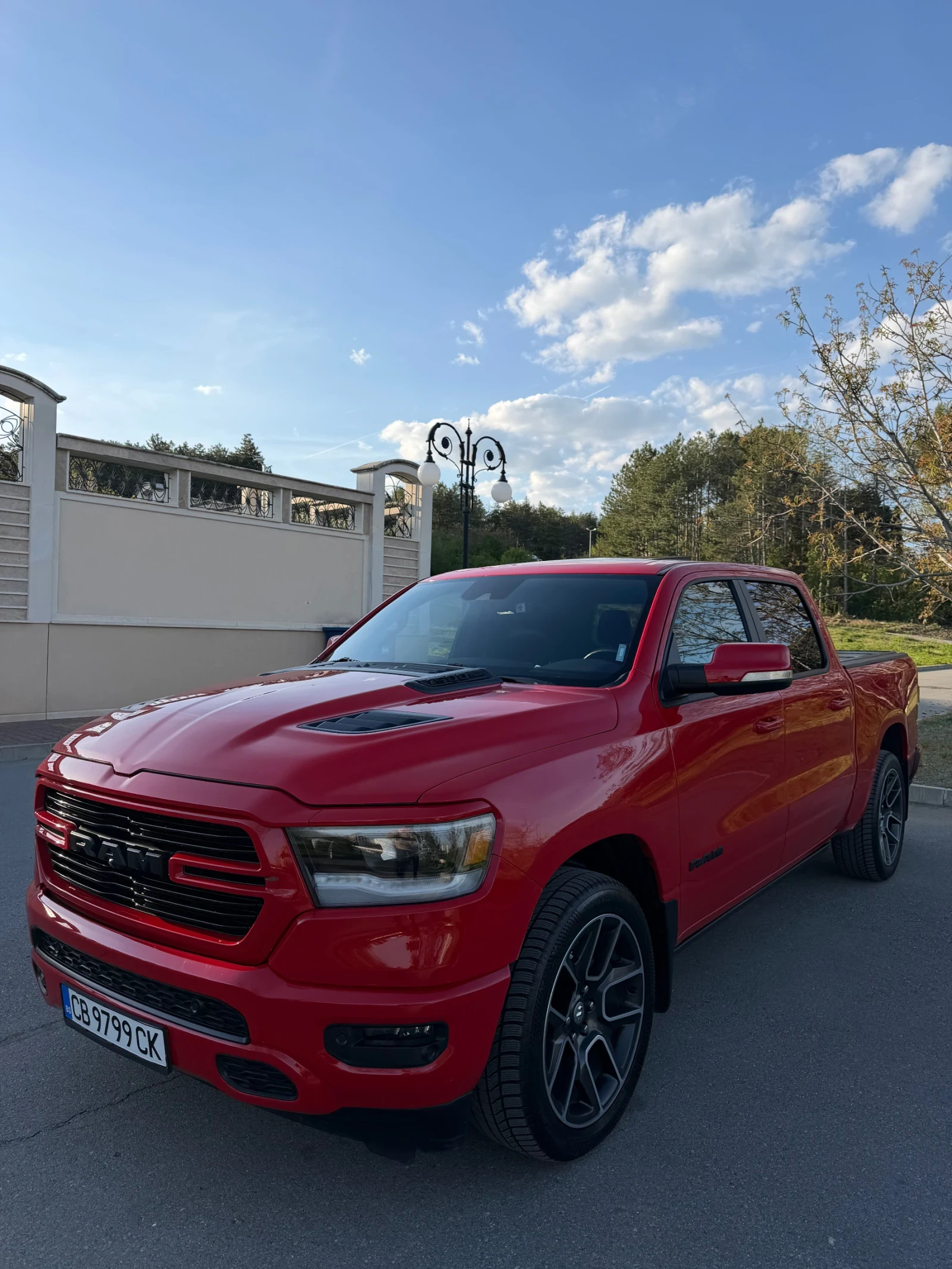 Dodge RAM 1500 5.7 HEMI SPORT FULL БЕЗ АНАЛОГ