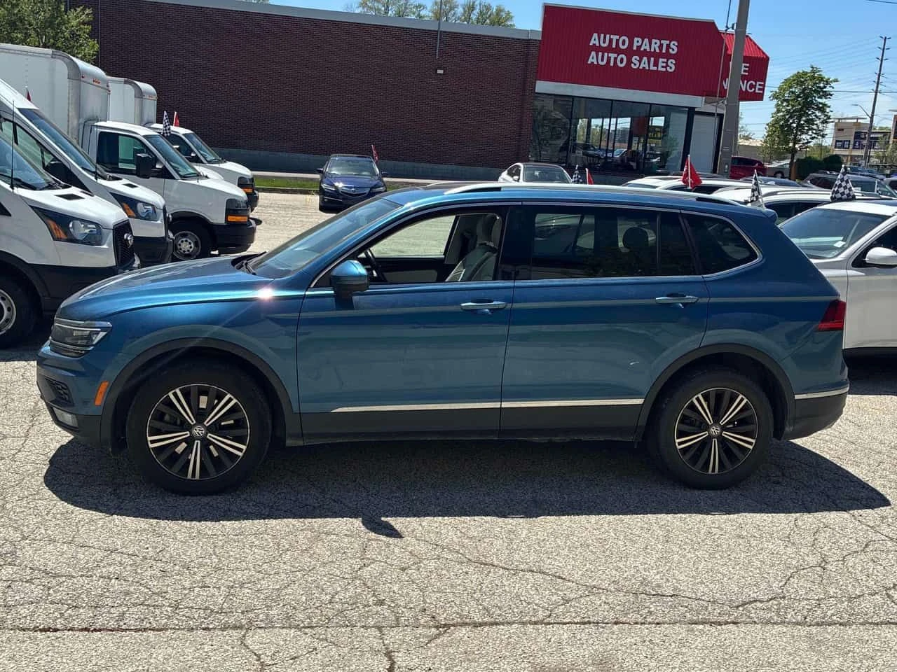 VW Tiguan HIGHLINE/ПАНО/ПОДГРЕВ/CARFAX/ФИНАНСИРАНЕ, снимка 3 - Автомобили и джипове - 54677714