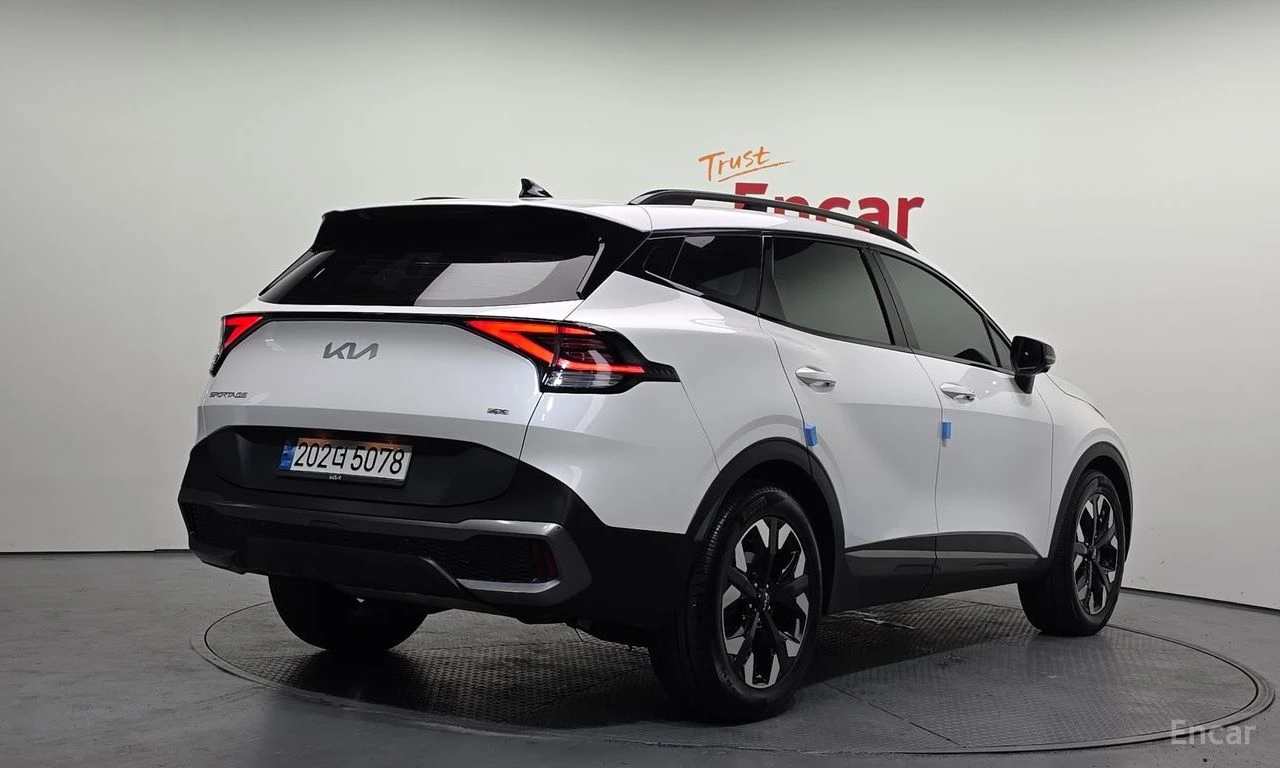 Kia Sportage 1.6T Signature Gravity* HARMAN KARDON* 360 CAM* , снимка 3 - Автомобили и джипове - 54711903