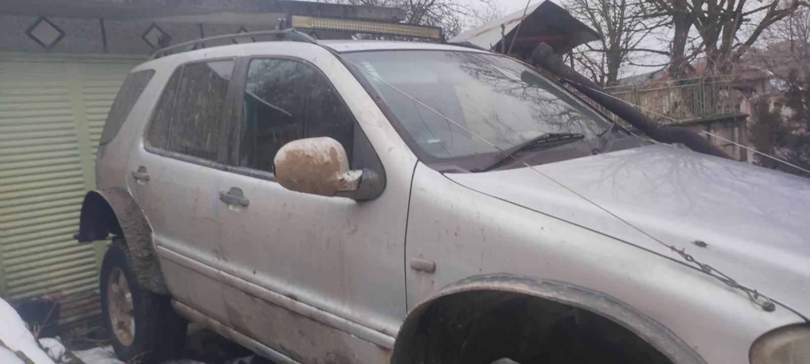 Mercedes-Benz ML 320, снимка 3 - Автомобили и джипове - 54758177
