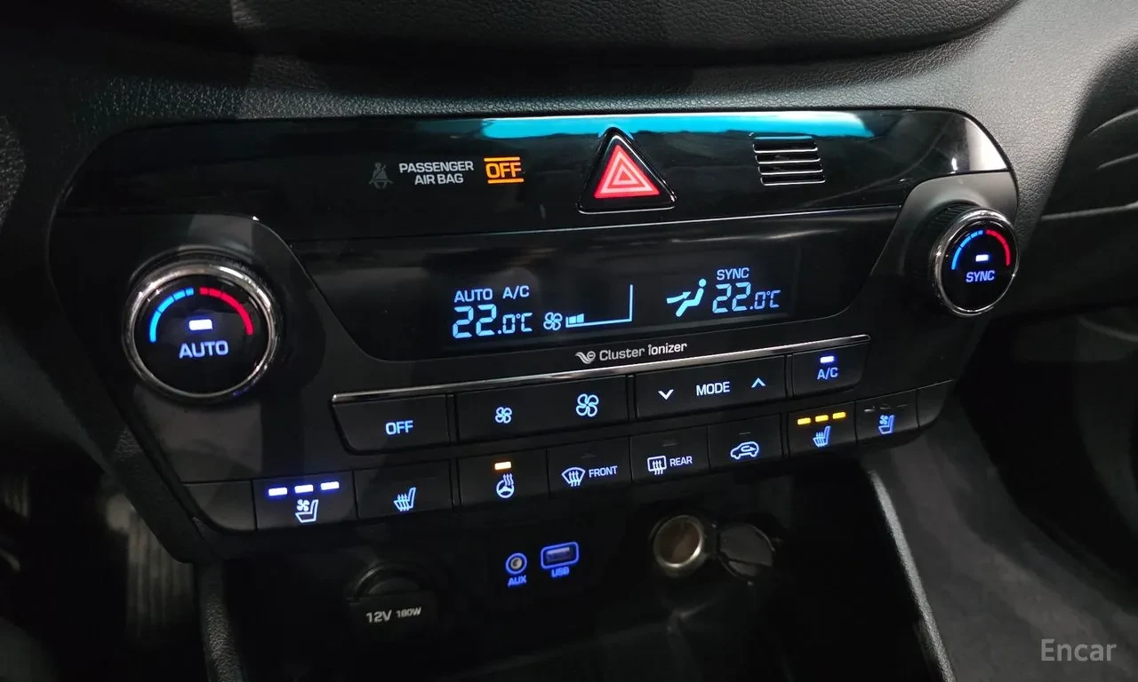 Hyundai Tucson All New 2.0 Diesel, снимка 14 - Автомобили и джипове - 54821056