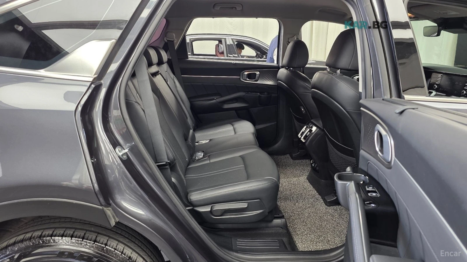 Kia Sorento 2.2d* NOBLESSE* DRIVE-ASSISTS* 360CAMERA* AWD* , снимка 14 - Автомобили и джипове - 54883928