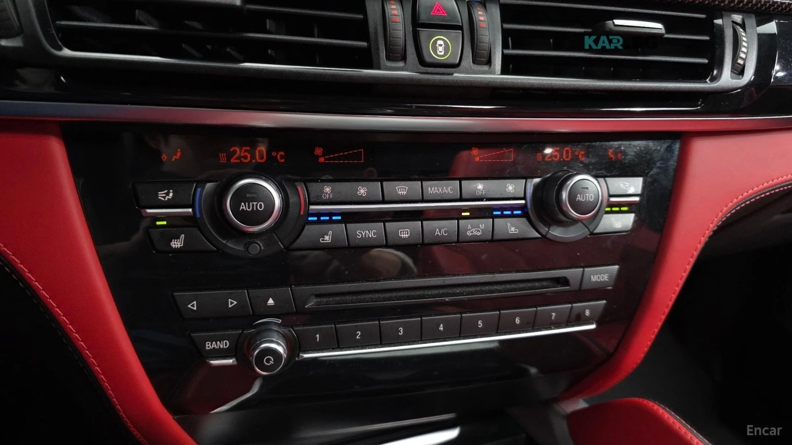 BMW X6 M* КОЖА* ПОДГРЕВ* ОБДУХВАНЕ* HEADUP* 360* LANE ASS, снимка 16 - Автомобили и джипове - 54973079
