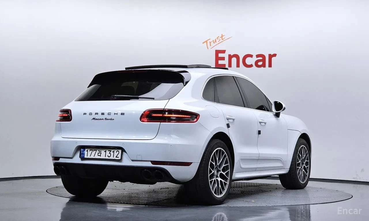 Porsche Macan 3.6 TURBO | SPORT CHRONO| PASM| BOSE, снимка 2 - Автомобили и джипове - 55207689