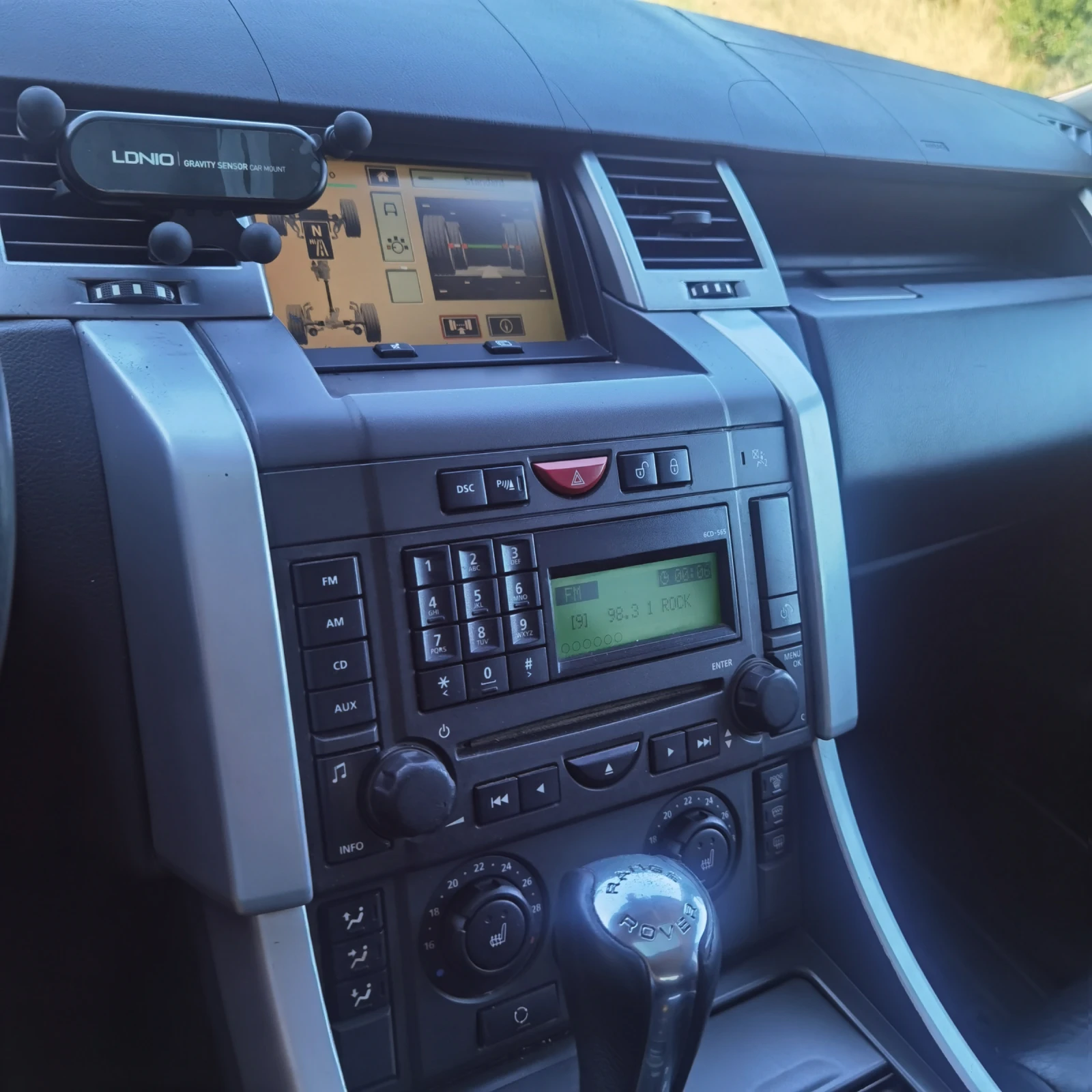 Land Rover Range Rover Sport газ-бензин, снимка 10 - Автомобили и джипове - 55642801