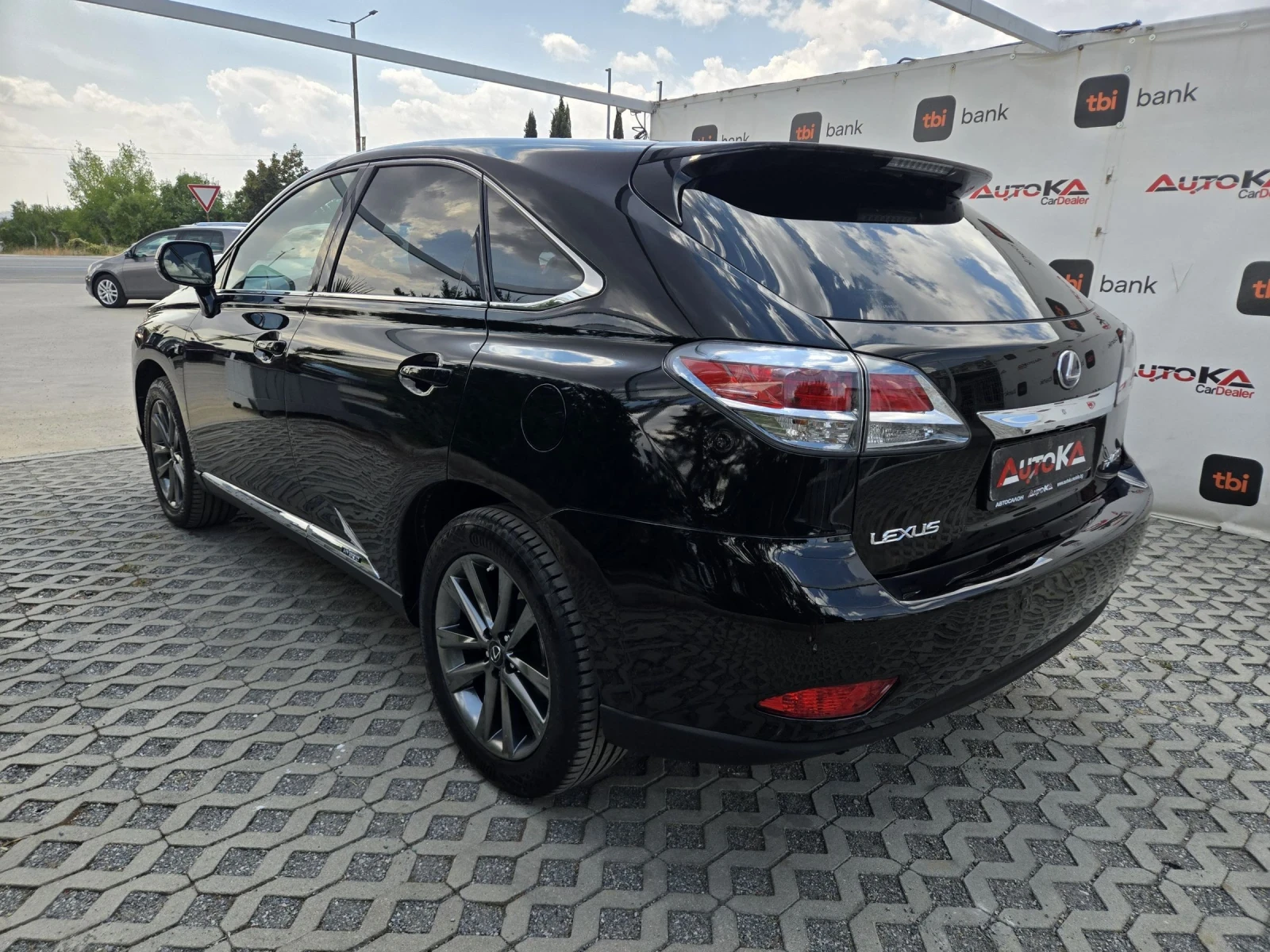 Lexus RX 450h 3.5i-299кс= F-Sport= 81.000km= HUD= NAVI= CAM, снимка 5 - Автомобили и джипове - 55849725