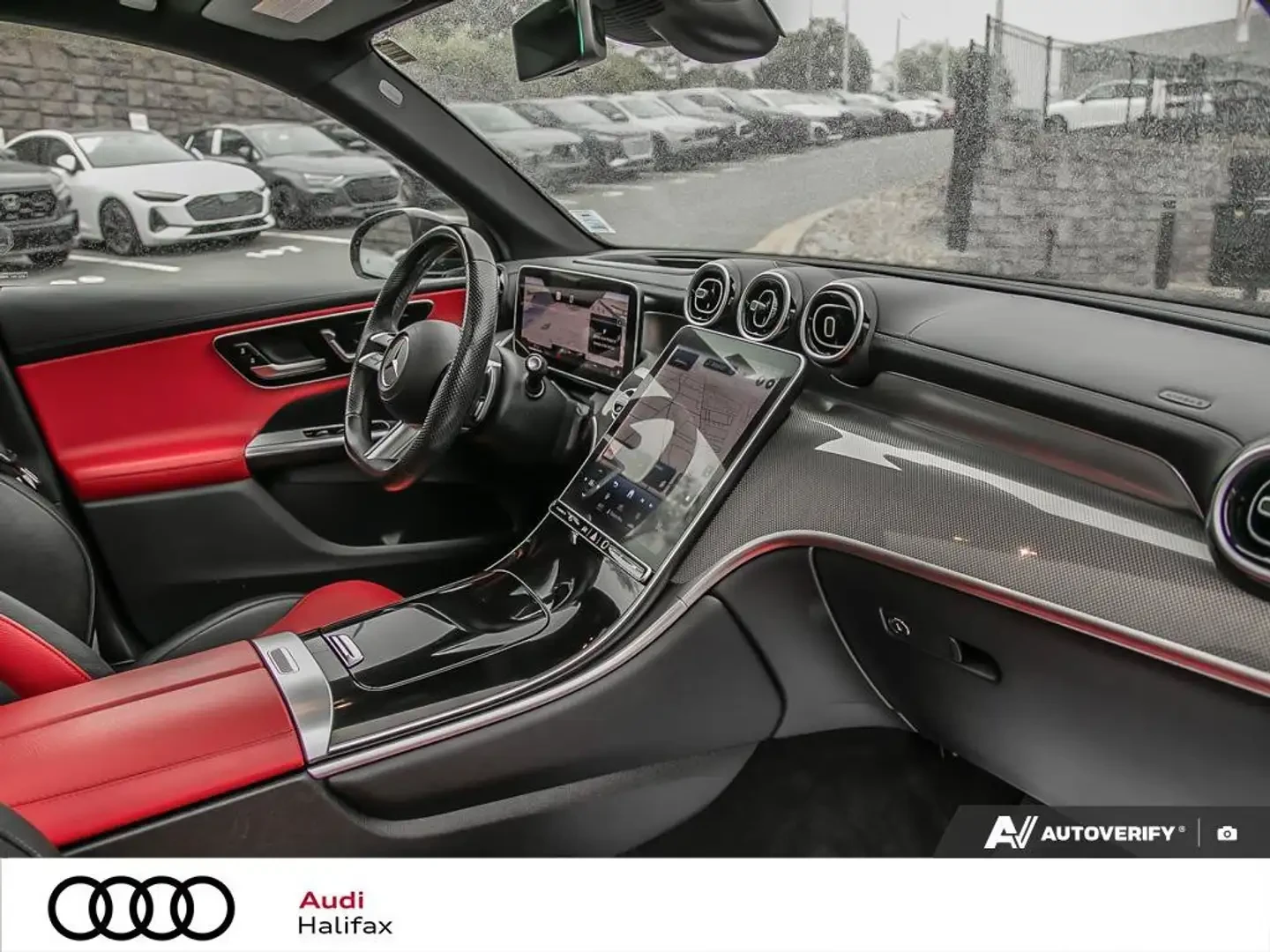Mercedes-Benz GLC 300 AMG* LINE* BURMESTER* 360КАМЕРА* ДИСТРОНИК* ПАНОРА, снимка 8 - Автомобили и джипове - 55981510