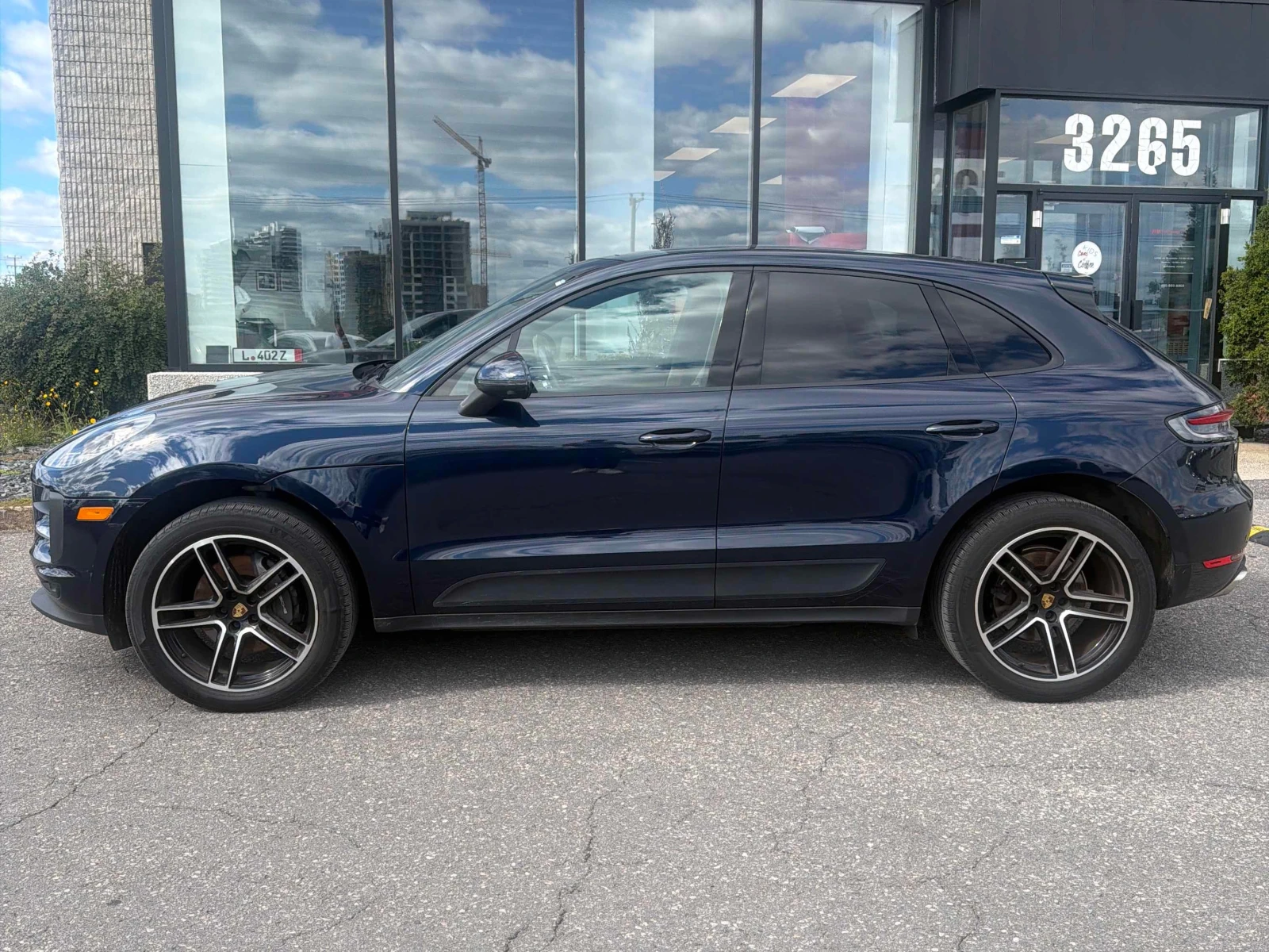 Porsche Macan * CARFAX * БЕЗ ИНЦИДЕНТИ * ОПЦИЯ ЗА ФИНАНСИРАНЕ, снимка 2 - Автомобили и джипове - 56076046