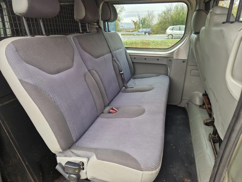 Renault Trafic 2.0dci MAXXI 2011, снимка 7 - Бусове и автобуси - 52368218