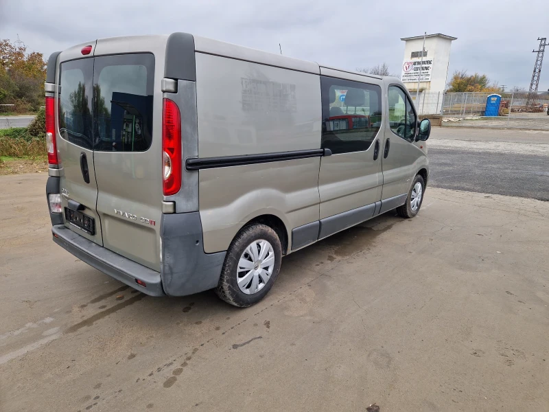 Renault Trafic 2.0dci MAXXI 2011, снимка 4 - Бусове и автобуси - 52368218