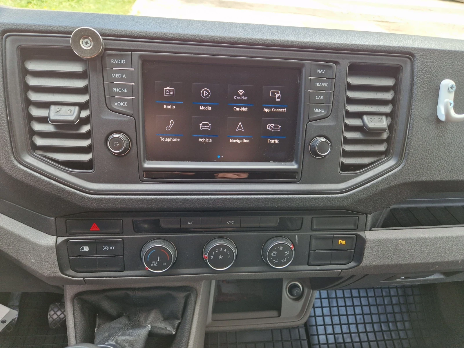 VW Crafter 2.0TDI, 140к.с, Евро 6В, снимка 11 - Бусове и автобуси - 54922714