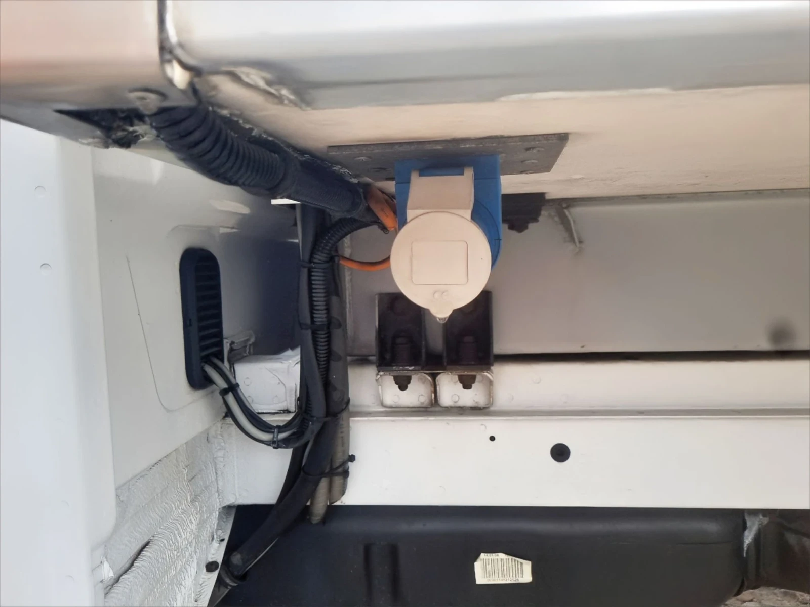 Mercedes-Benz Sprinter 315 хладилен, снимка 8 - Бусове и автобуси - 56274409