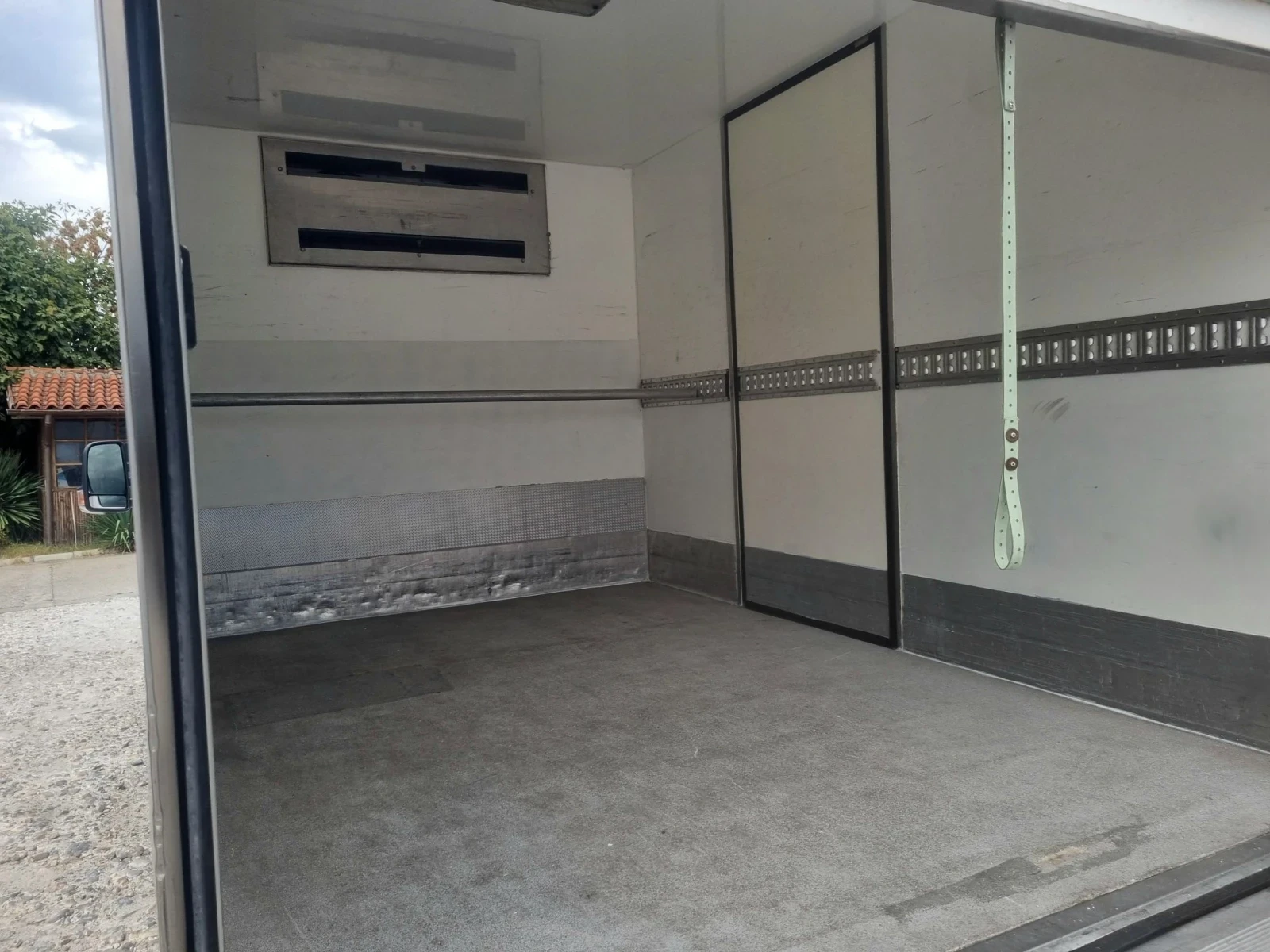 Mercedes-Benz Sprinter 315 хладилен, снимка 6 - Бусове и автобуси - 56274409