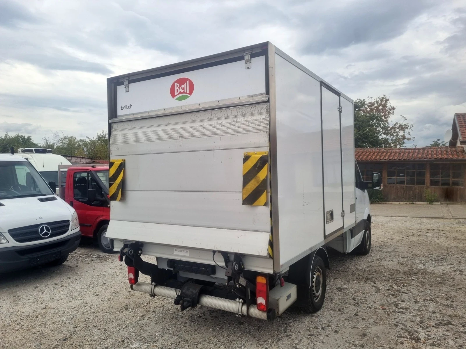 Mercedes-Benz Sprinter 315 хладилен, снимка 4 - Бусове и автобуси - 56274409
