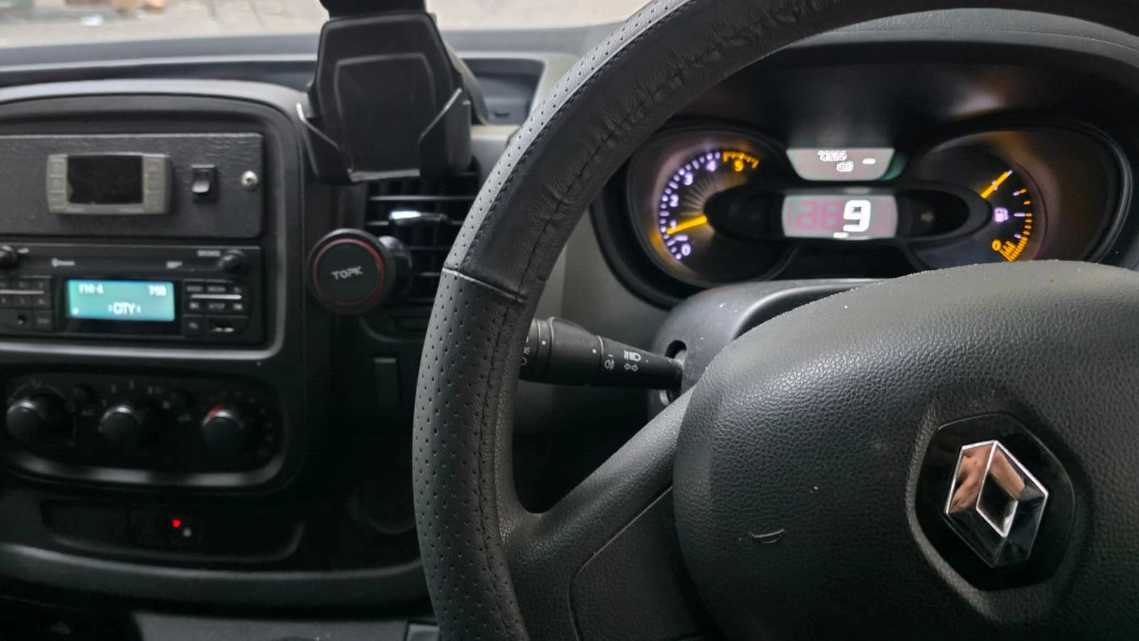 Renault Master, снимка 14 - Бусове и автобуси - 56546187