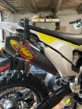 Обява за продажба на Husqvarna FE Лед Фар / Крайно гърне FMF 4.1 titanium/carbon ~13 200 лв. - изображение 2