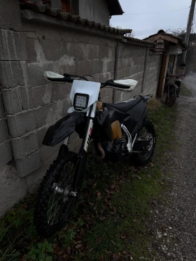 Husqvarna FE Лед Фар / Крайно гърне FMF 4.1 titanium/carbon - изображение 1