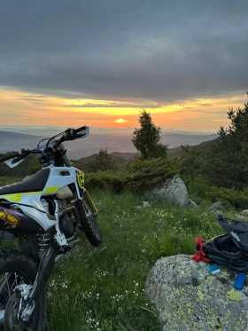 Обява за продажба на Husqvarna FE Лед Фар / Крайно гърне FMF 4.1 titanium/carbon ~13 200 лв. - изображение 1