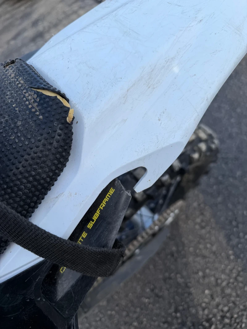 Husqvarna FE СПЕЦИАНА ЦЕНА ДО КРАЯ НА ЯНУАРИ 10 000лв, снимка 13 - Мотоциклети и мототехника - 51809705