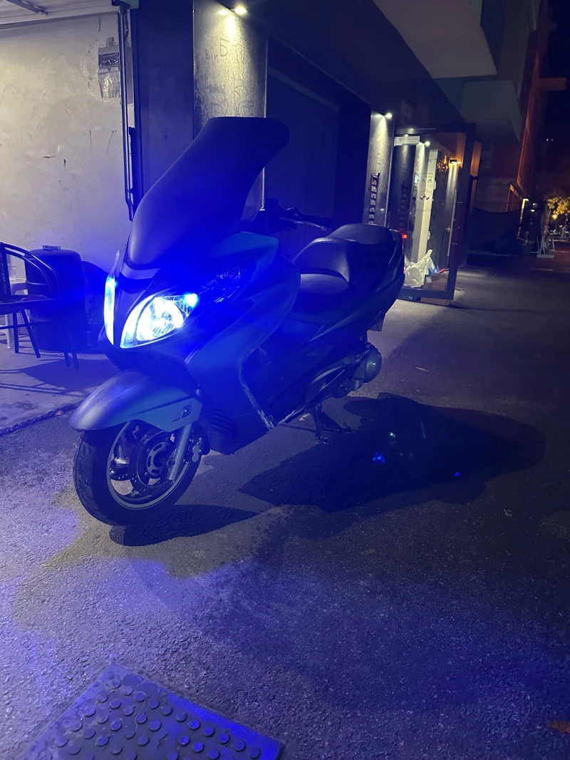 Suzuki Burgman 400i, снимка 11 - Мотоциклети и мототехника - 52189088