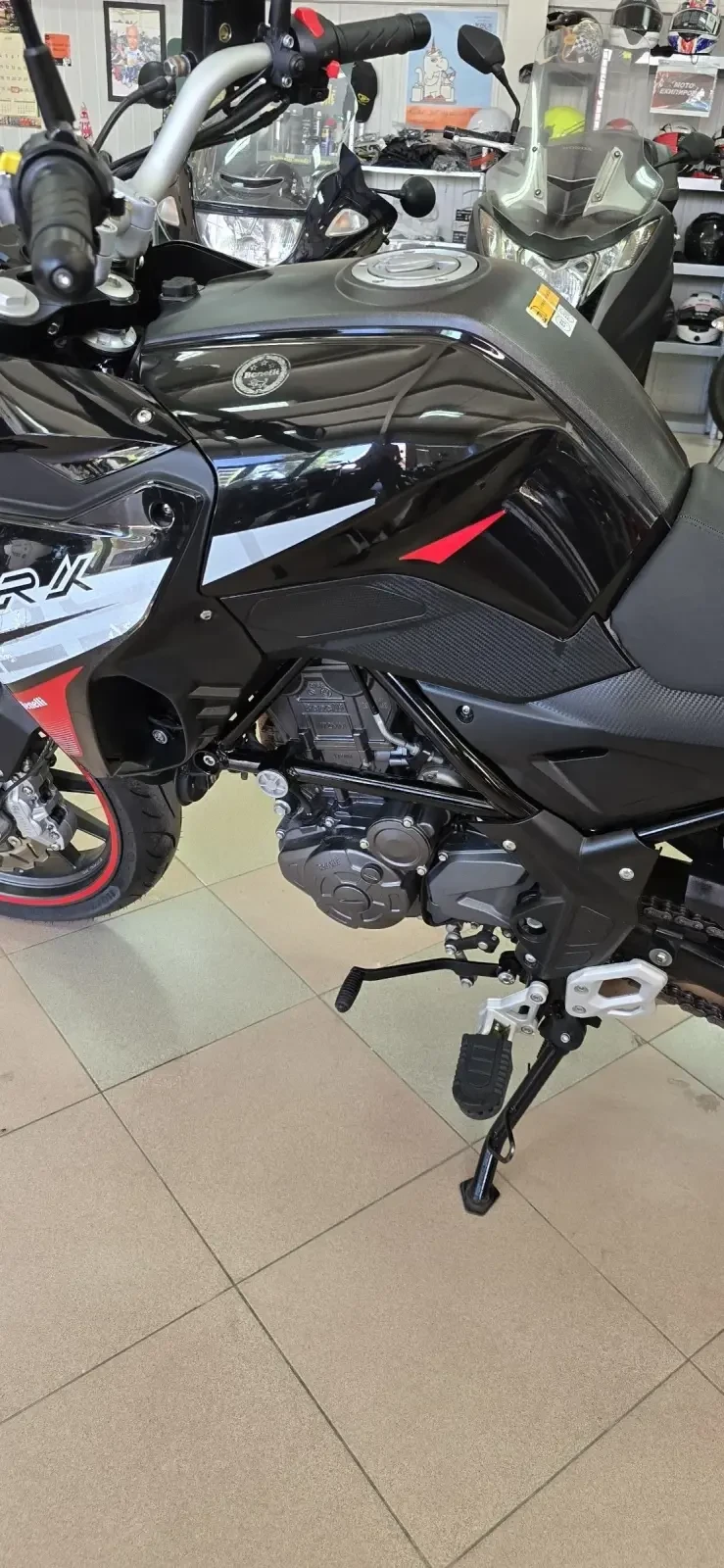 Benelli 250 TRK 251 ABS ! ! | Mobile.bg   11