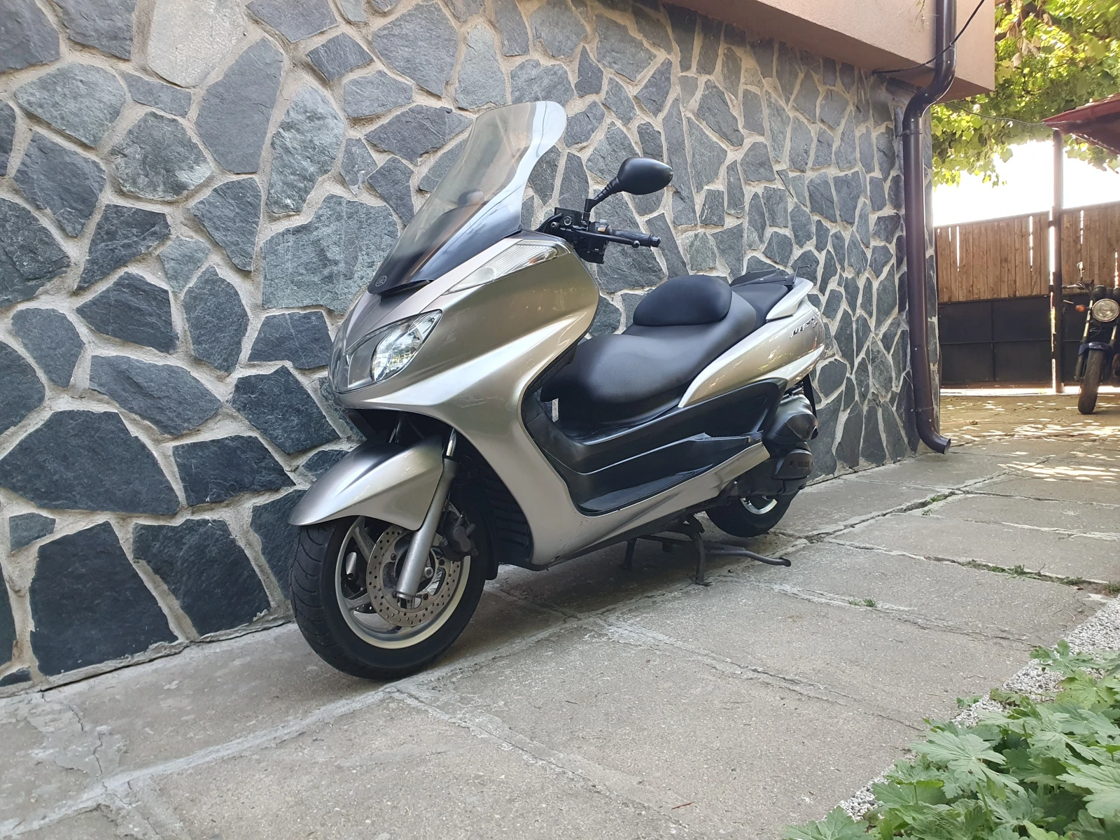 Yamaha Majesty 400 2-броя New Face - изображение 2