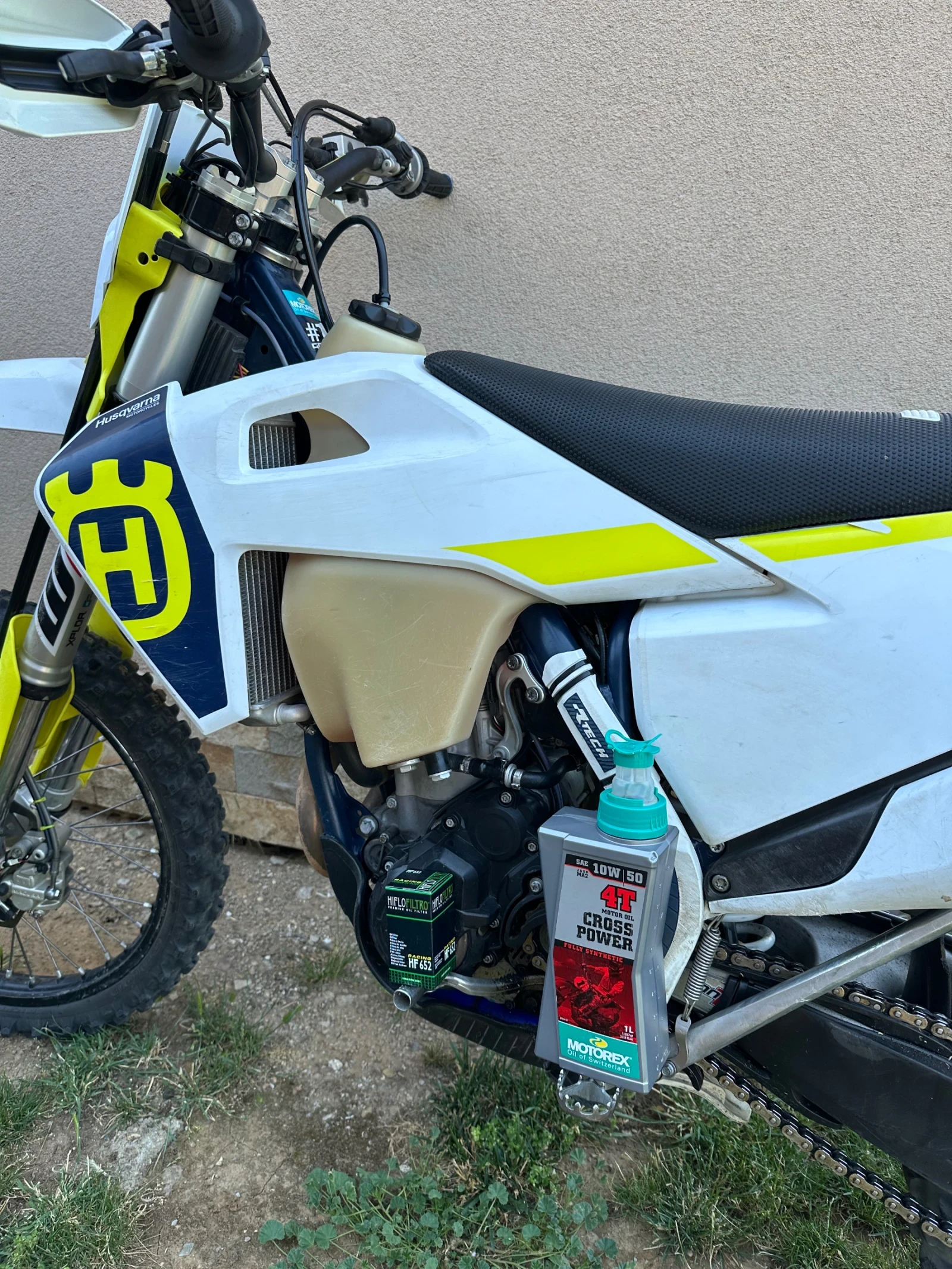 Husqvarna FE Лед Фар / Крайно гърне FMF 4.1 titanium/carbon - изображение 8