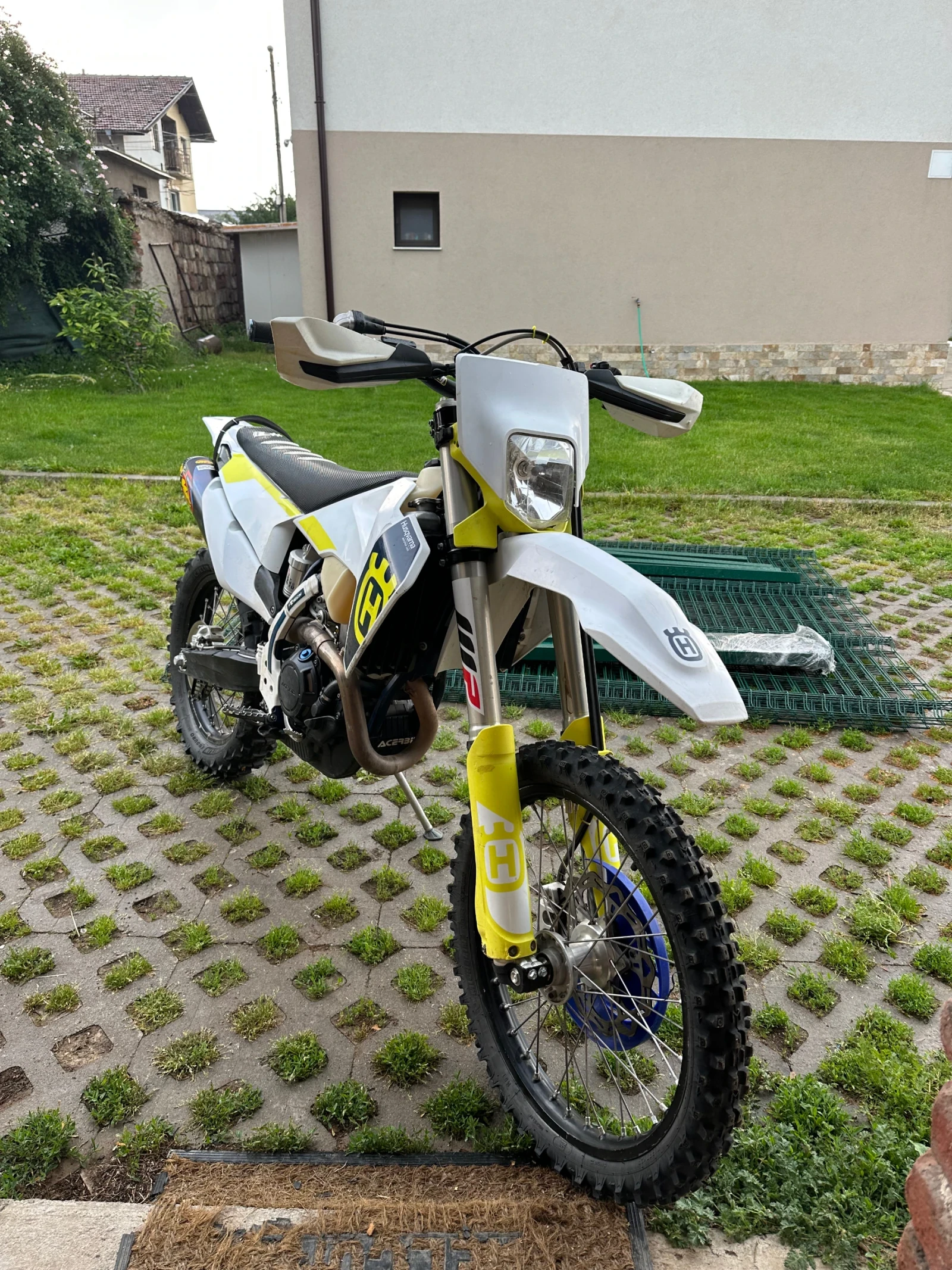 Husqvarna FE Лед Фар / Крайно гърне FMF 4.1 titanium/carbon - изображение 4