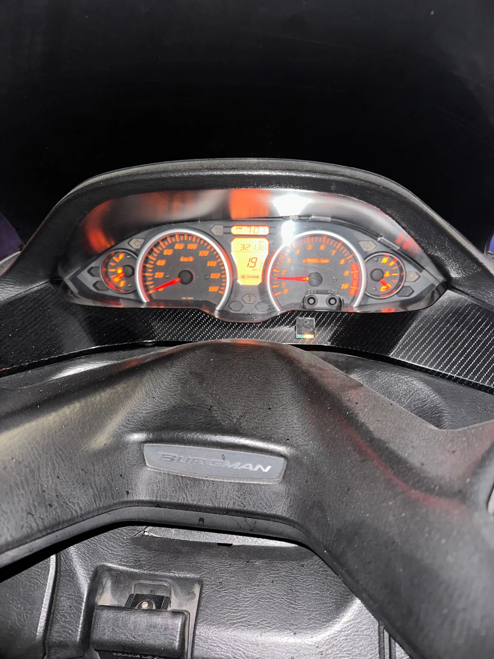 Suzuki Burgman 400i - изображение 10